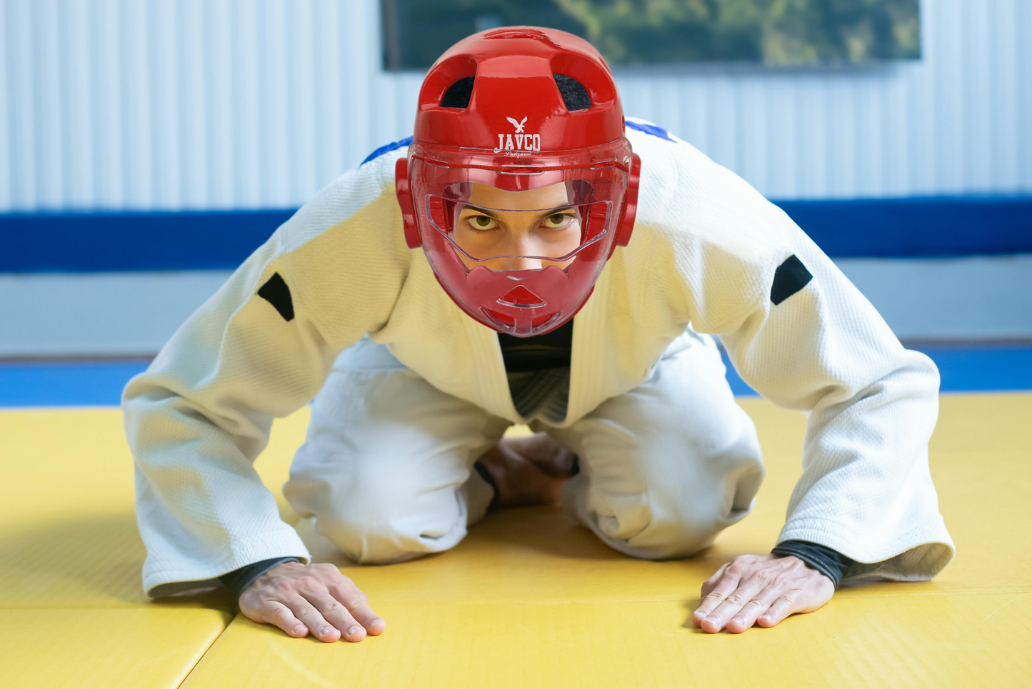 CABEZAL TKD. KARATE JAVCO CON MICA, ROJO